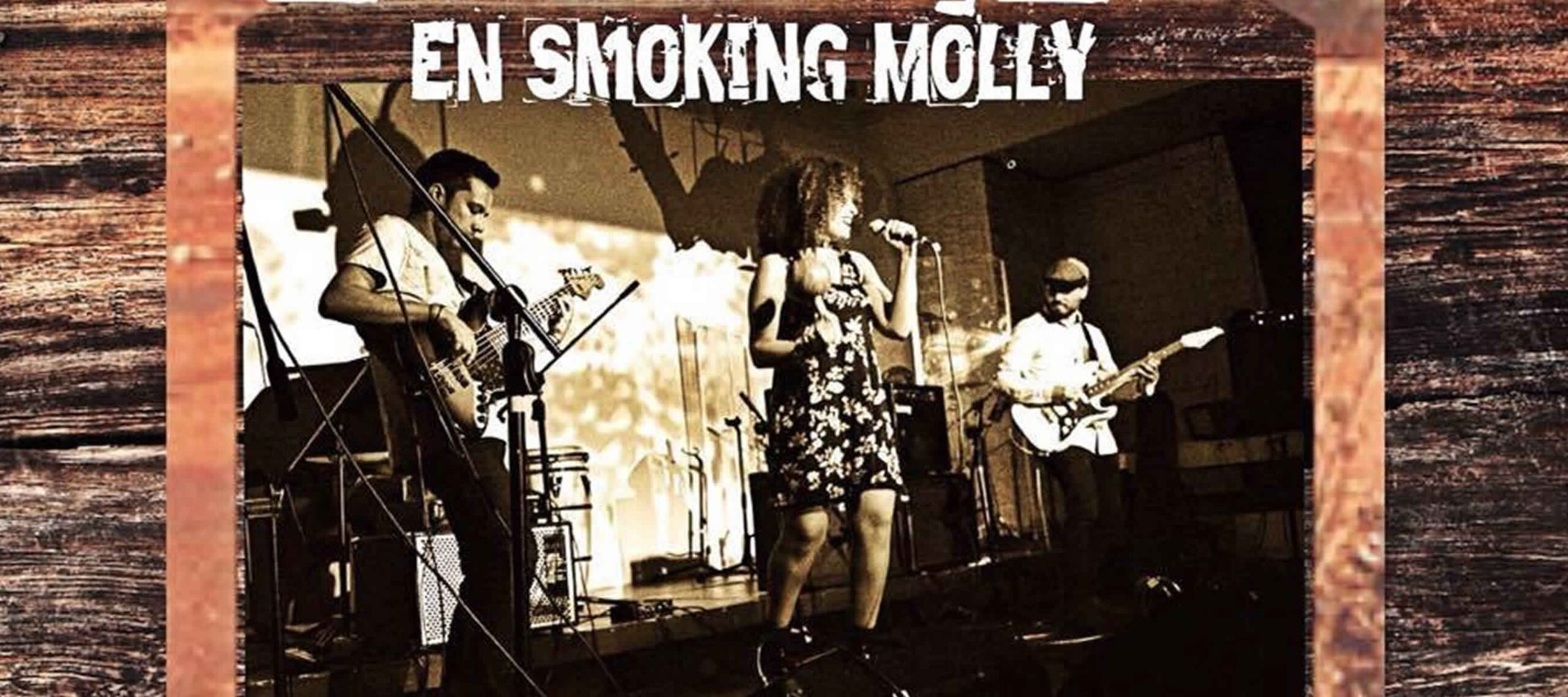 La Jula en smoking molly